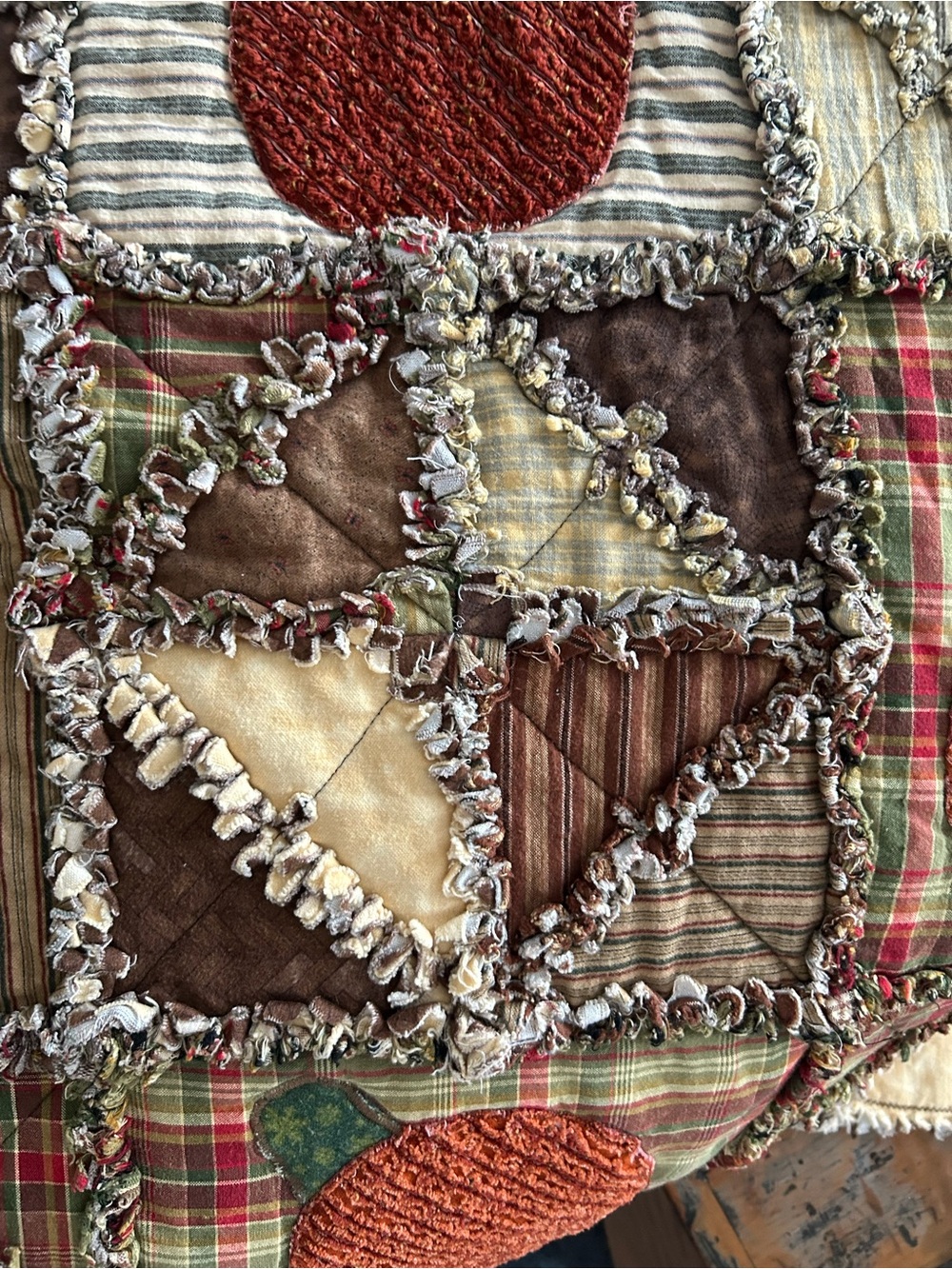 Handmade Rust Patchwork Rag Quilt w Pumpkins - Picture 3 of 12